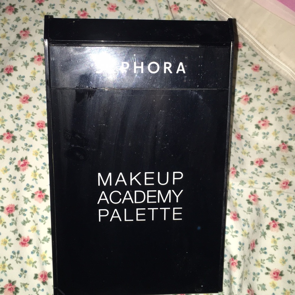 Makeup Academy Pallete - Picture 5 of 6